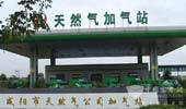 推广天然气客车要建好最后一公里