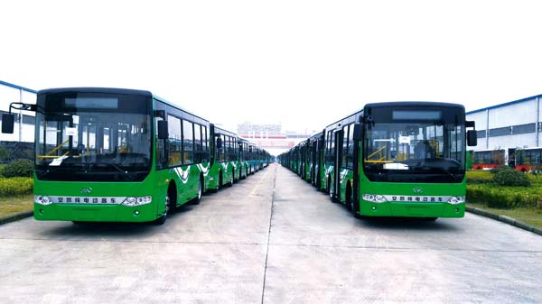 安凯新能源客车整装待发