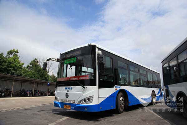 SLK6109轻量化客车