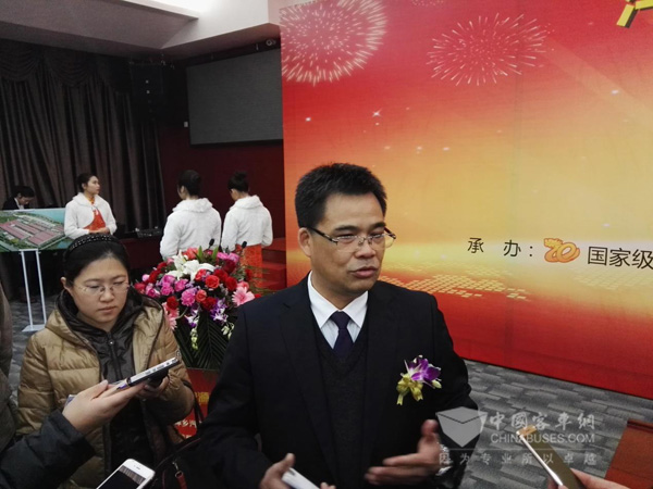 借助金融战略投资，如何再造安源客车?