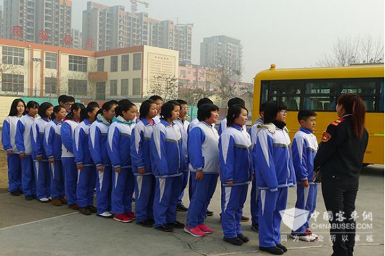 宇通校车安全大讲堂活动现场