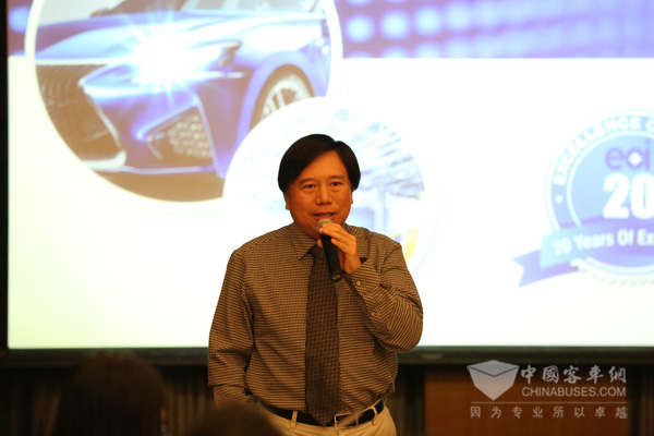 联嘉光电创始人也是目前的集团总裁黄国欣博士