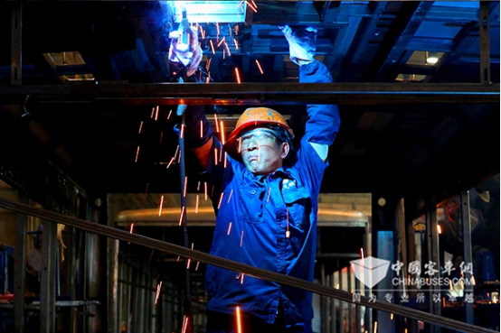 海格员工入职前会接受全方位的技能培训