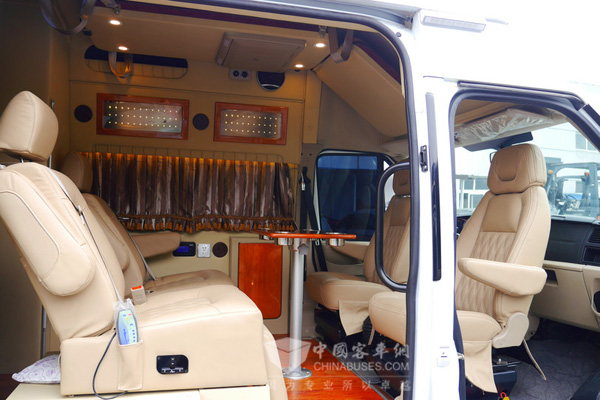 上海顺旅全顺乐途房车