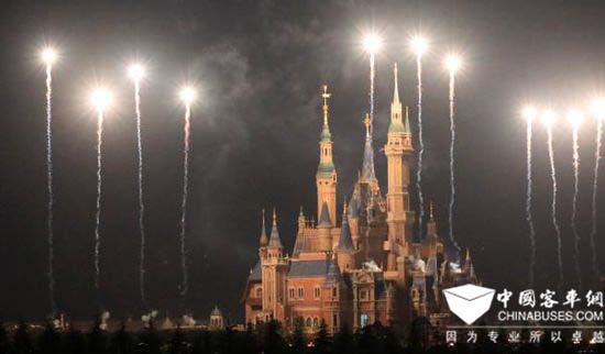 上海:开三条公交直抵迪士尼