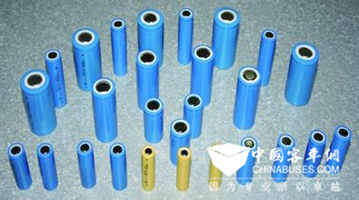 万钢：今后五年要把电池能量密度再提高一倍