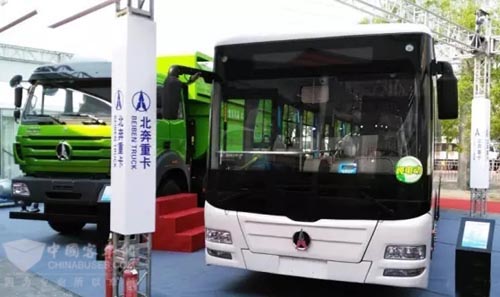 北奔纯电动城市客车亮相2016年北京国际车展