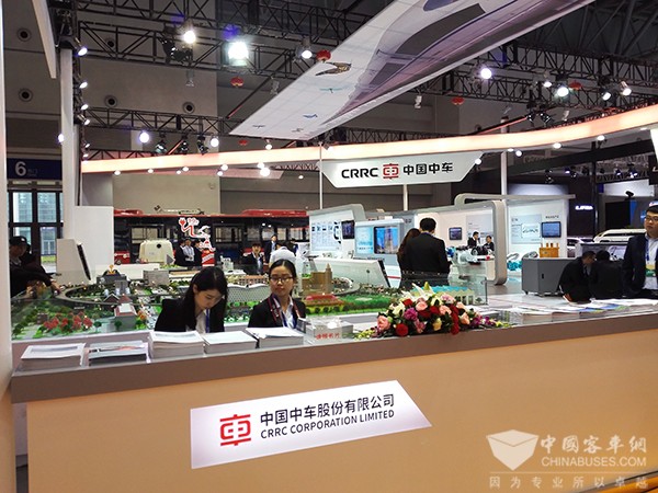 中车时代电动12米“双源双充”纯电动客车重庆吸睛