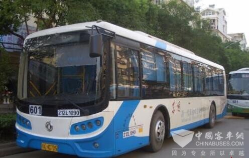 湖北：武汉公交试点英语和武汉话报站