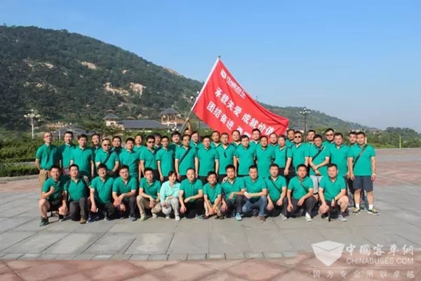 快速反应，助力中通客车与行业节奏同步