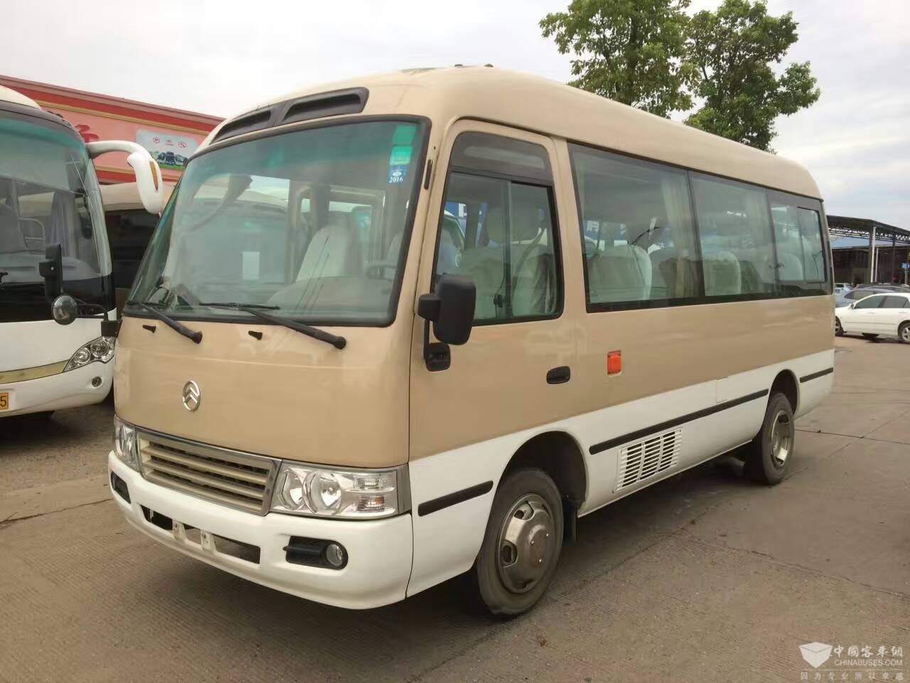 厦门金旅19座