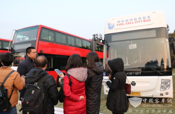 福田汽车欧辉客车事业部副总经理秦志东先生接受采访