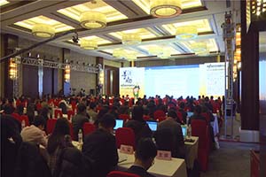 中国客车与运营发展高峰论坛举行