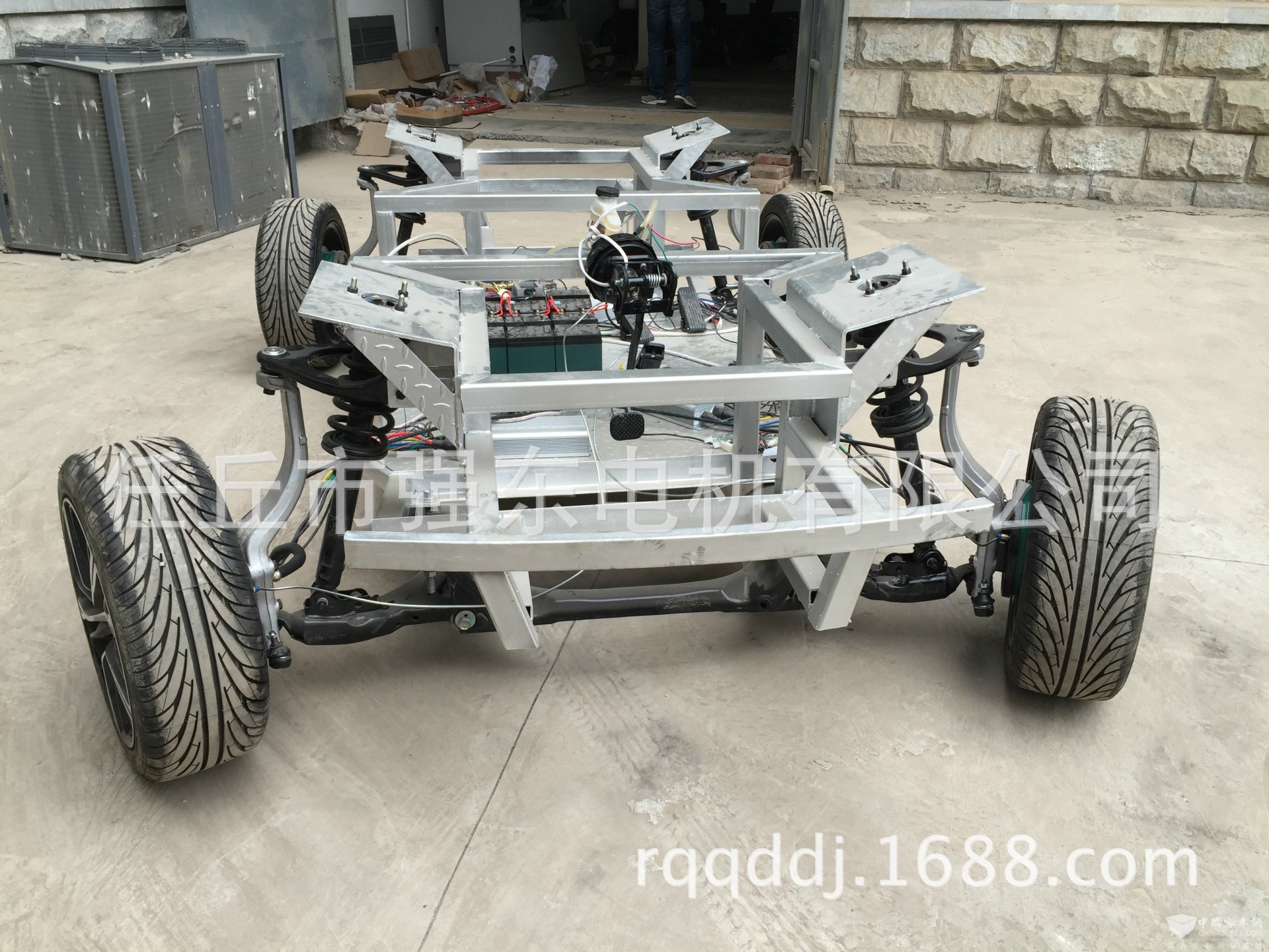 3542018009_923420520