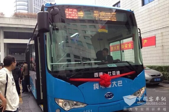 “新能源”与“互联网+”擘画城市公交新蓝图
