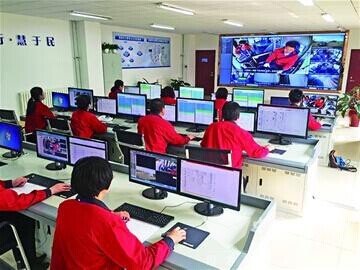 青岛：全国首条智慧公交线路开通 拥挤度APP可查