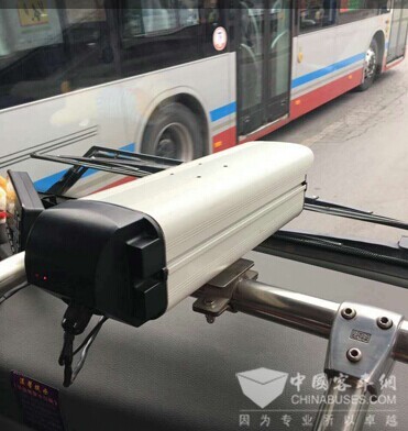 大连市200辆公交车启用自动抓拍