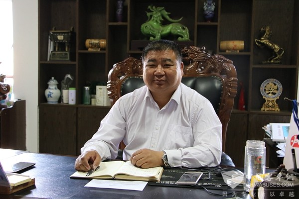 那城、那人、那车——宏运集团和它的完美“客运生态链”