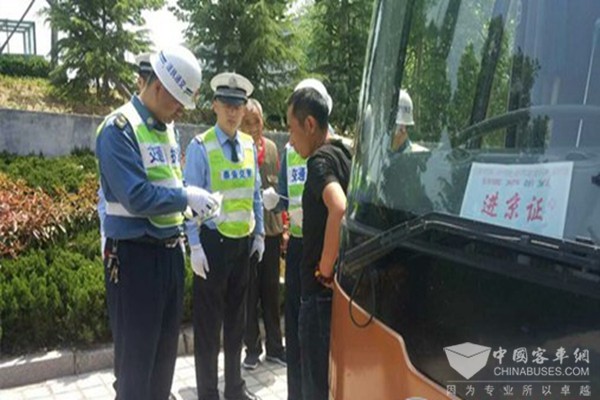 山东：泰山景区交警大队四举措强化旅游客运车辆交通安全管理工作