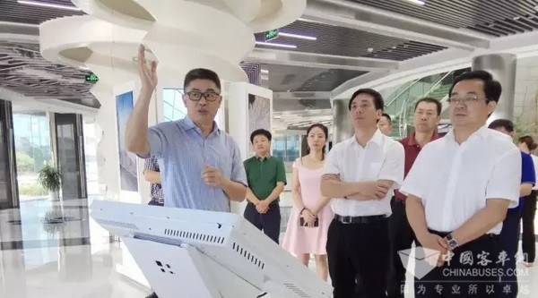 浙江省副省长高兴夫一行调研微宏动力