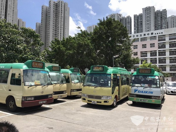 香港首条国产巴士线路 首批金旅欧六标准小巴上路