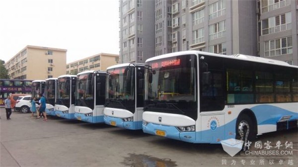 陕西咸阳：百辆新能源公交车上线运营
