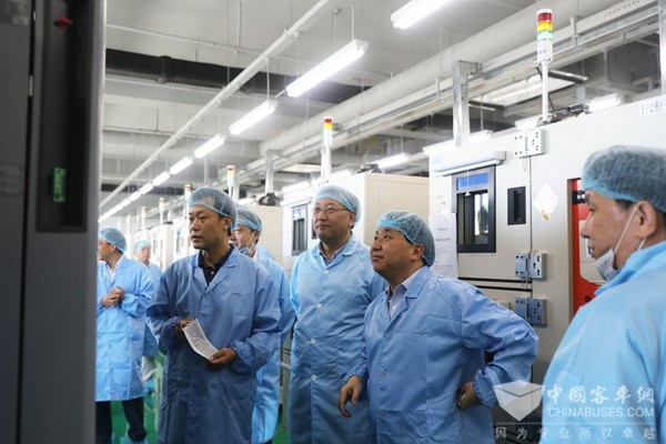 工信部罗文调研国家动力电池创新中心