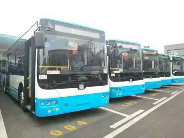 再下一城！长沙首批微宏快充公交投入运营