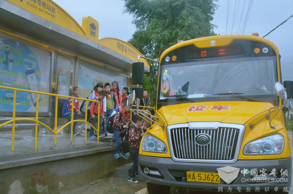 开脑洞！创造性破解校车运营难题，“互联网+”原来还可以这样玩