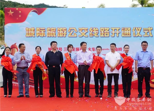 三亚投运60辆比亚迪C8纯电动客车 打造绿色城际旅游公交示范线