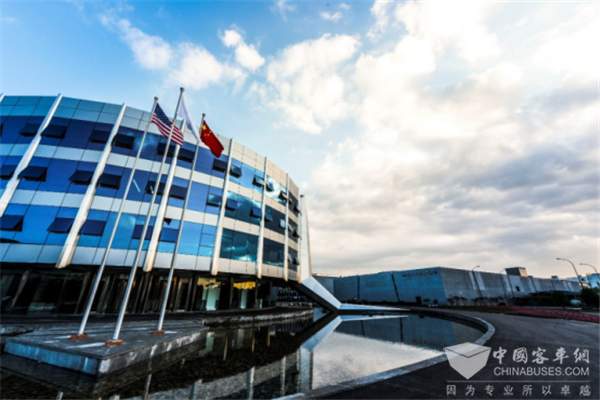 不忘初心坚守快充 2018年市场份额目标15%