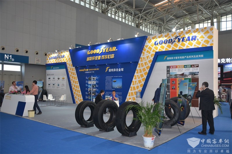 2018 CTIB 天津客车展 固特异展位