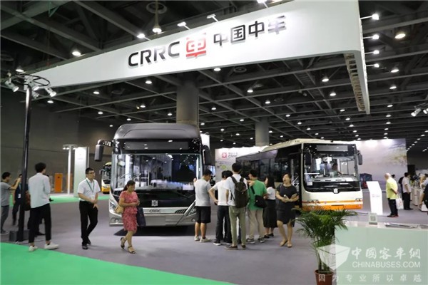 吸睛广州车展 中车电动12米高端城市客车超Skr