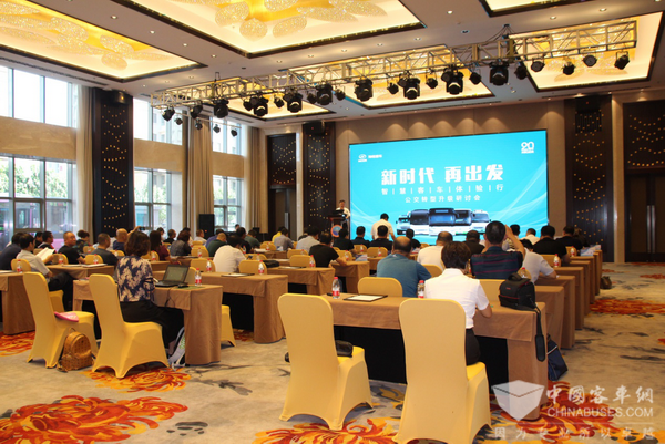 智慧客车”进“冰城” 海格智慧客车体验行第二季聚焦公交转型