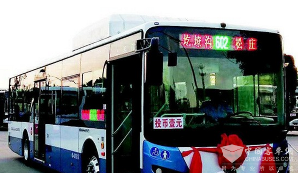 山西太原：30辆纯电动公交上线