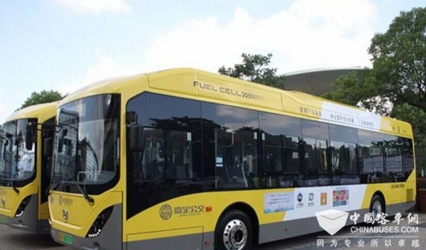 申沃氢燃料电池客车交付嘉定公交