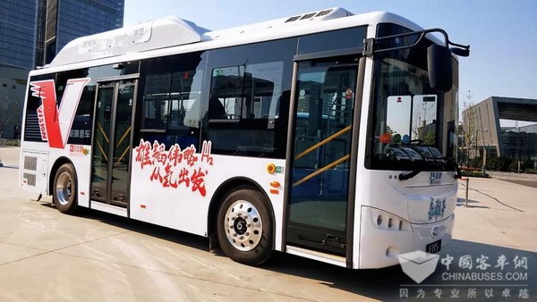 代表“中国智造”，开沃F85氢燃料客车亮相2018世界智能制造大会
