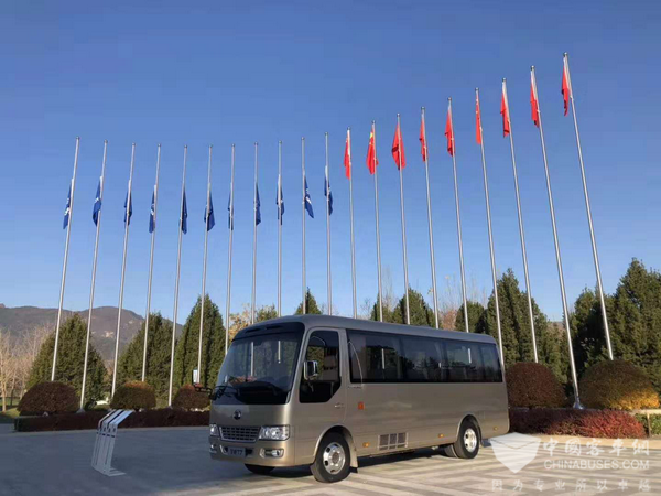 宇通T7 3.5T来了!民族品牌公商务车崛起之时来了!