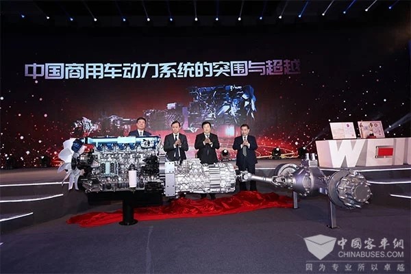 亚星客车匠“芯”筑梦 砥砺前行 