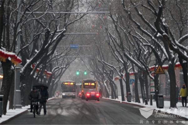 北京：受降雪影响 仍有9条市郊公交线路采取临时措施