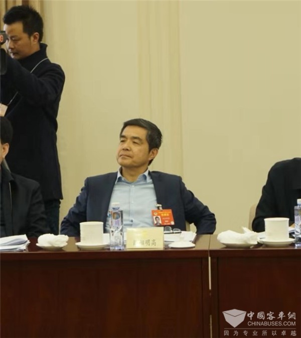 两会|中国科学院院士欧阳明高：燃料电池汽车到2030年将达到100万辆