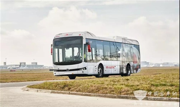 比亚迪纯电动大巴驶入布鲁塞尔 打造欧洲最大“零排放车队”