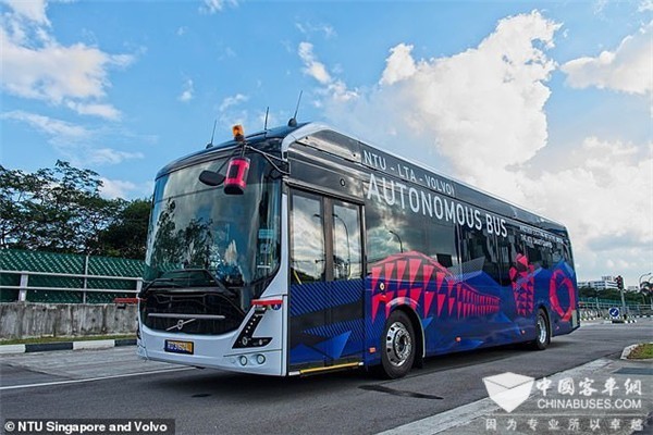 沃尔沃将在新加坡测试大型纯电动无人驾驶公交