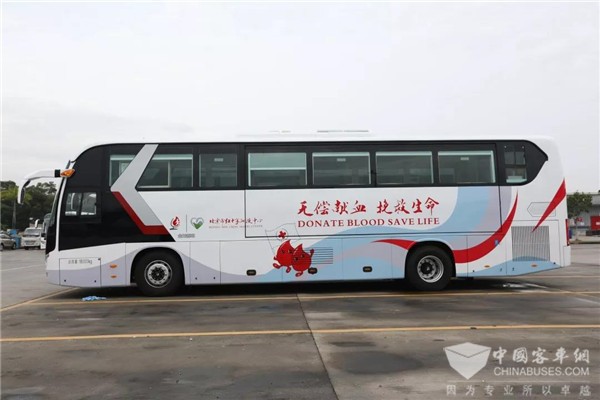 热血献温暖 情满采血车——金龙采血车批量交付北京红十字会血液中心