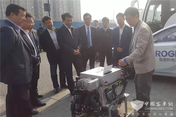 北京市海淀区委书记于军视察亿华通 鼓励氢能产业发展