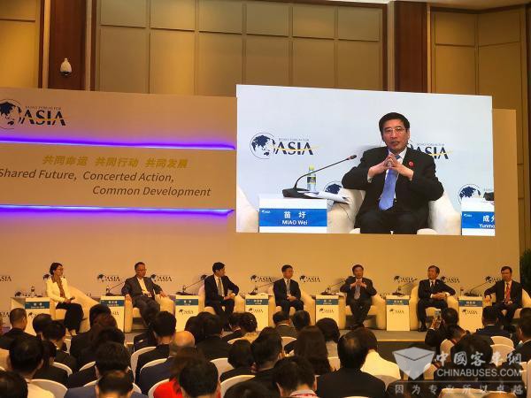 工业与信息化部部长苗圩：无人驾驶汽车可能率先实现移动物联应用