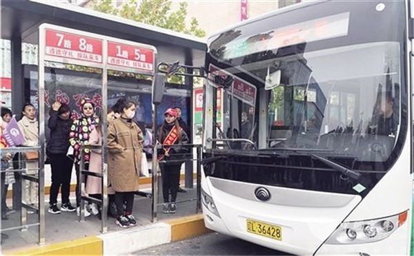 河南郑州：2020年底公交车全部换成新能源车，市区建10000个充电桩