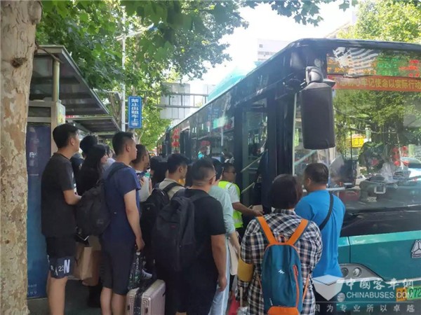 山东：端午节小长假 济南公交运送乘客507.01万人次