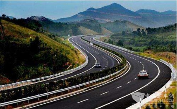 四川：关于开展道路运输车辆主动安全智能防控系统服务商备案的通知