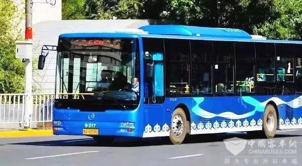 内蒙古：呼和浩特市公交首条“微笑公交”温馨上线